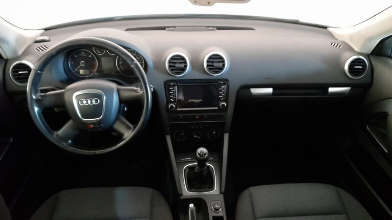 AUDI A3 Diesel 2011 de segunda mano