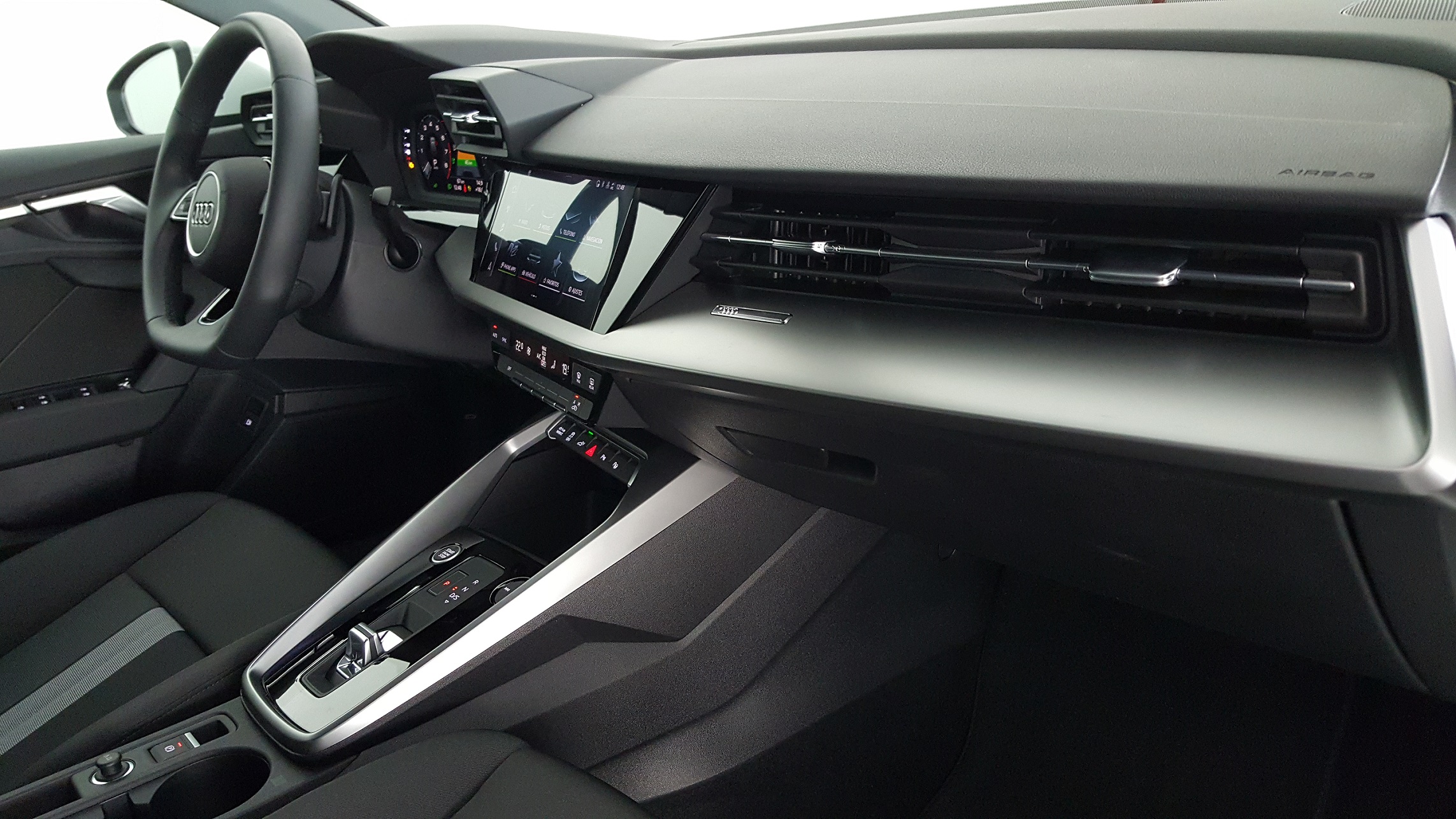 AUDI A3 SPORTBACK 40 TFSIE S-TRONIC ADVANCED 7 AUDI A3 SPORTBACK Hibrido 2021 de segunda mano