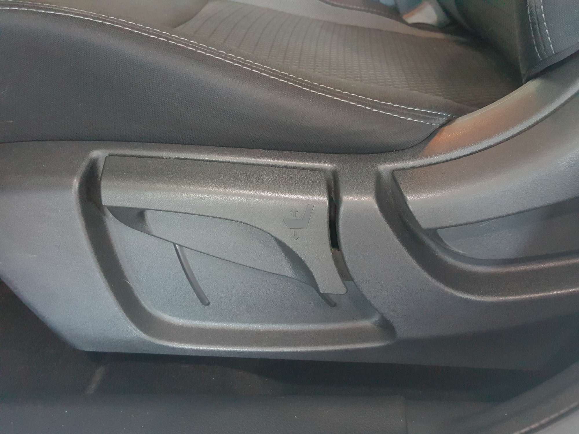 NISSAN QASHQAI 1.5 DCI ACENTA 85KW 25 NISSAN QASHQAI Diesel 2018 de segunda mano