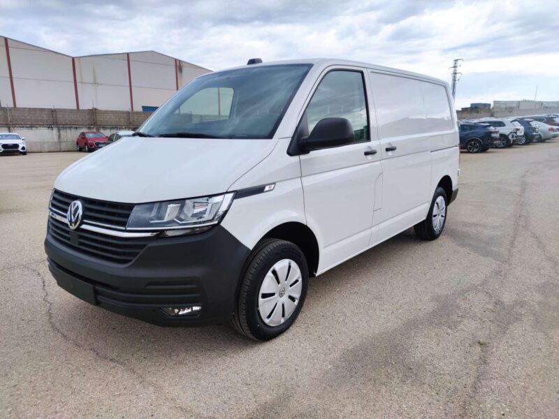 VOLKSWAGEN TRANSPORTER Diesel 2023 de segunda mano