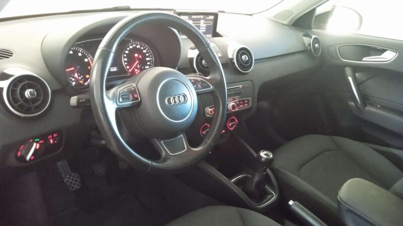 AUDI A1 SPORTBACK Gasolina 2018 de segunda mano