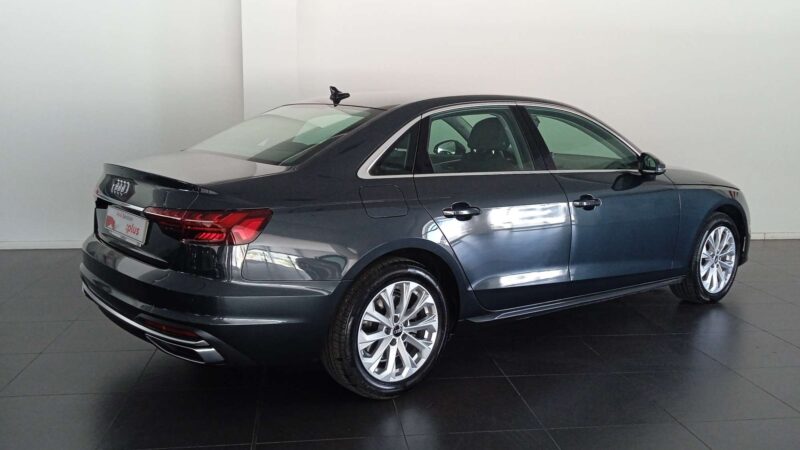 AUDI A4 Diesel 2022 de segunda mano