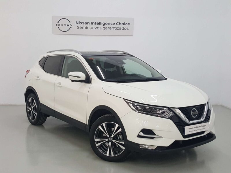 NISSAN QASHQAI Gasolina 2018 de segunda mano