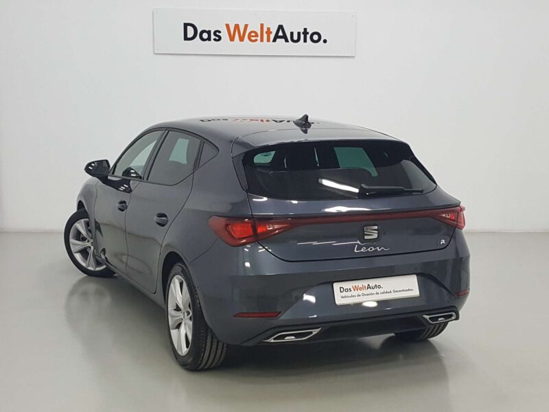 SEAT LEON Gasolina 2022 de segunda mano