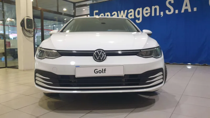 VOLKSWAGEN GOLF Diesel 2023 de segunda mano