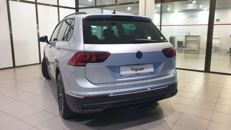 VOLKSWAGEN TIGUAN Diesel 2023 de segunda mano