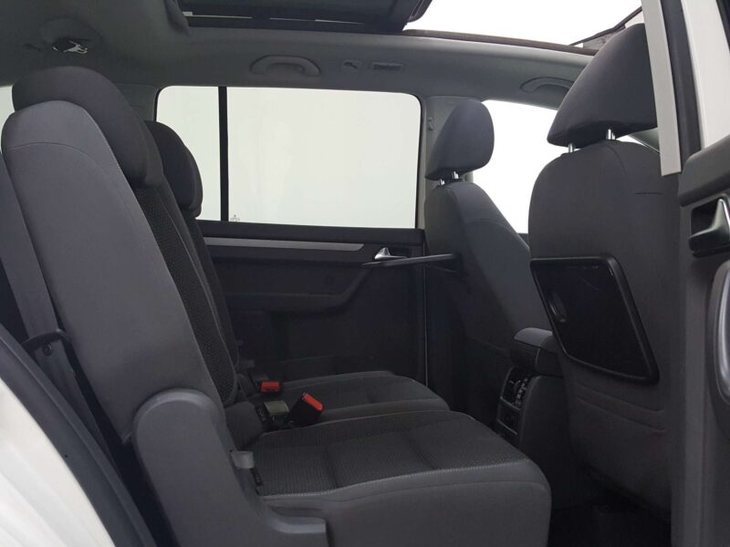 VOLKSWAGEN TOURAN Diesel 2011 de segunda mano