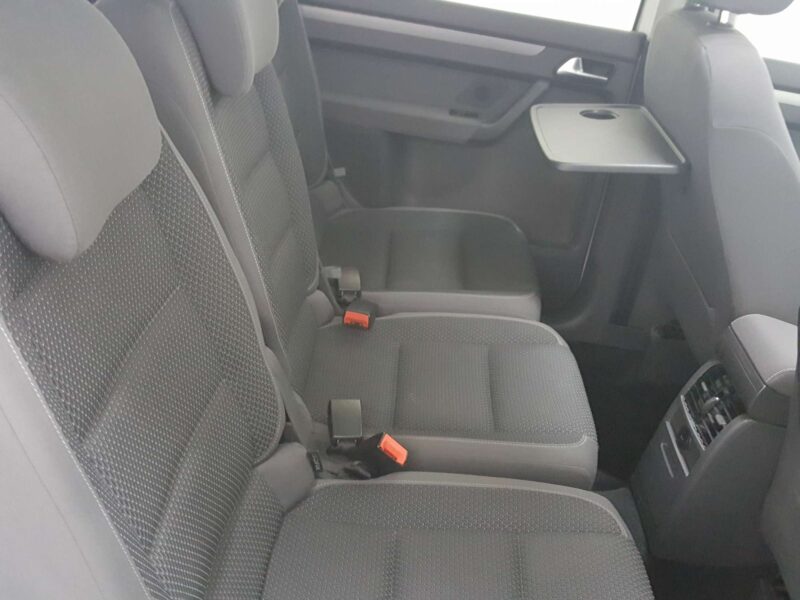 VOLKSWAGEN TOURAN Diesel 2011 de segunda mano