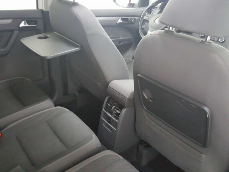 VOLKSWAGEN TOURAN Diesel 2011 de segunda mano