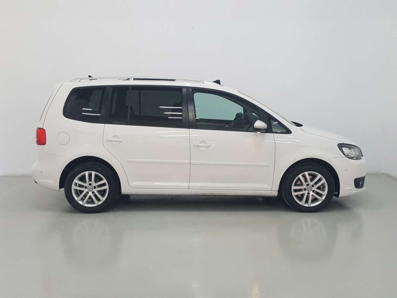 VOLKSWAGEN TOURAN Diesel 2011 de segunda mano