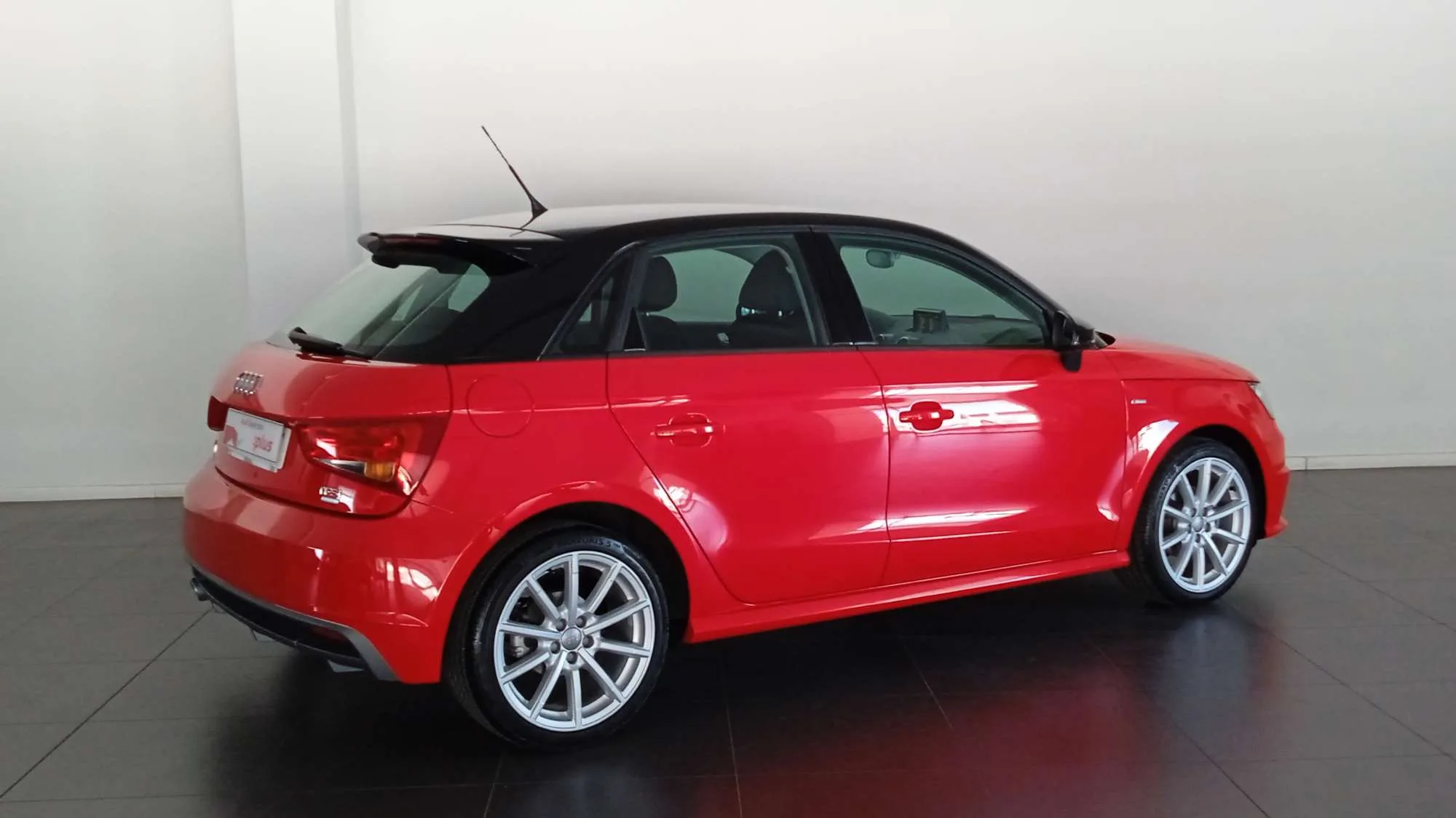 Tu AUDI A1 SPORTBACK 1.0 TFSI 95CV ADRENALIN al mejor precio