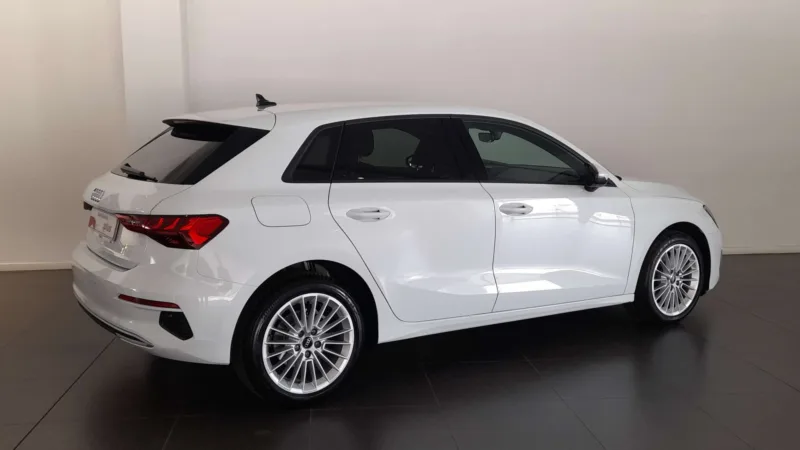 AUDI A3 SPORTBACK Diesel 2022 de segunda mano