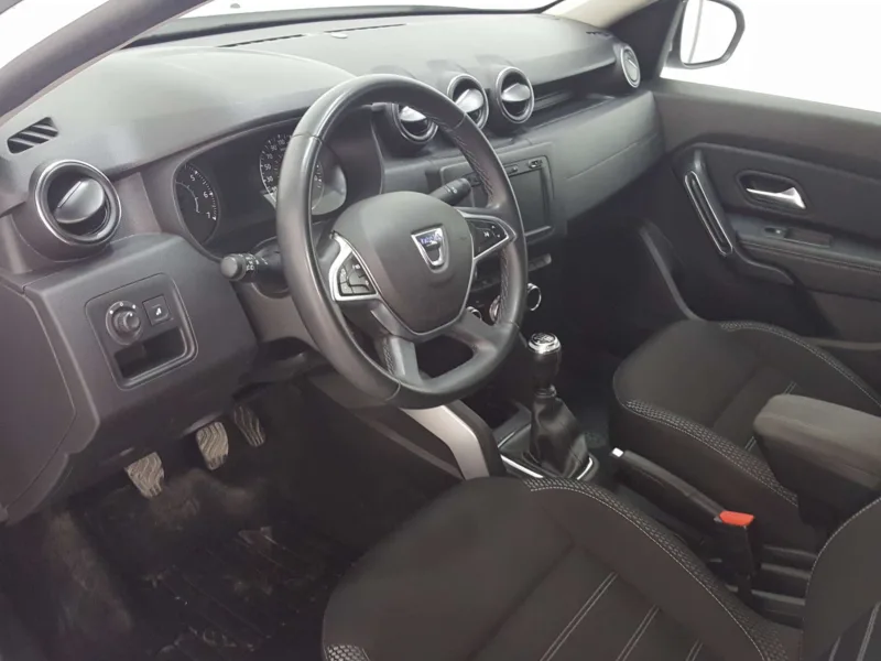 DACIA DUSTER Diesel 2019 de segunda mano