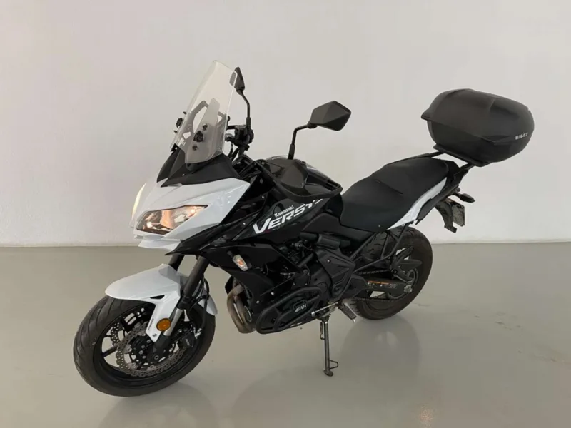 KAWASAKI Z650 Gasolina 2021 de segunda mano