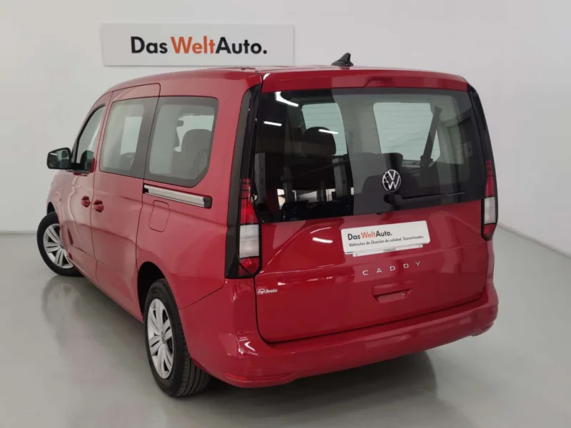 VOLKSWAGEN CADDY MAXI Diesel 2023 de segunda mano