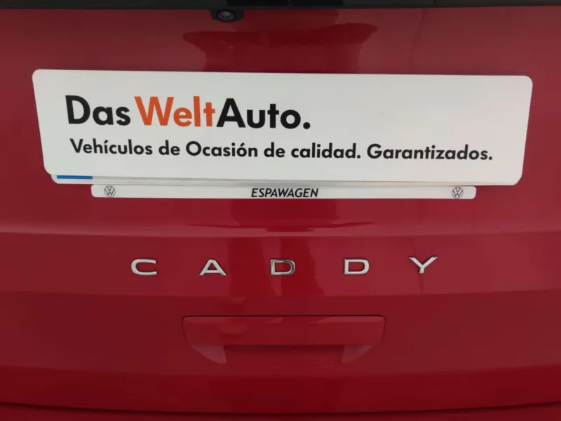 VOLKSWAGEN CADDY MAXI Diesel 2023 de segunda mano