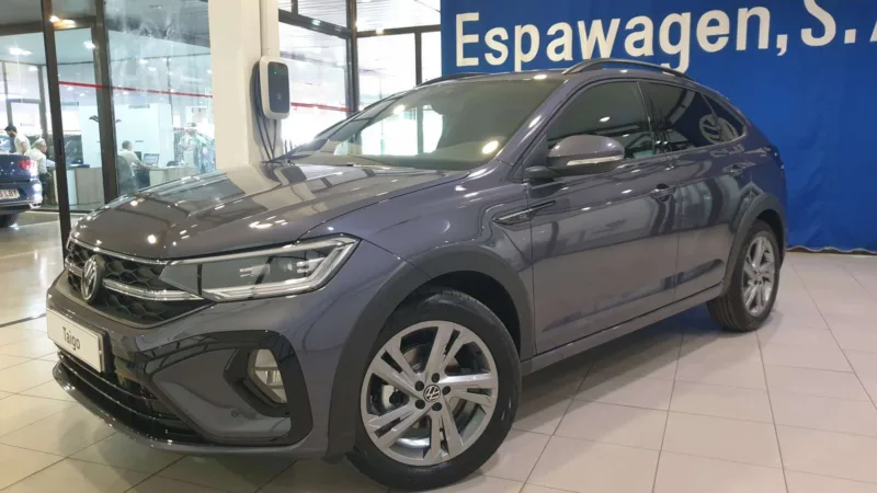 VOLKSWAGEN GOLF Gasolina 2023 de segunda mano