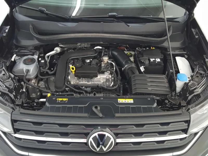 VOLKSWAGEN T-CROSS Gasolina 2021 de segunda mano