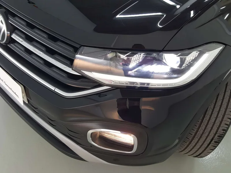 VOLKSWAGEN T-CROSS Gasolina 2021 de segunda mano