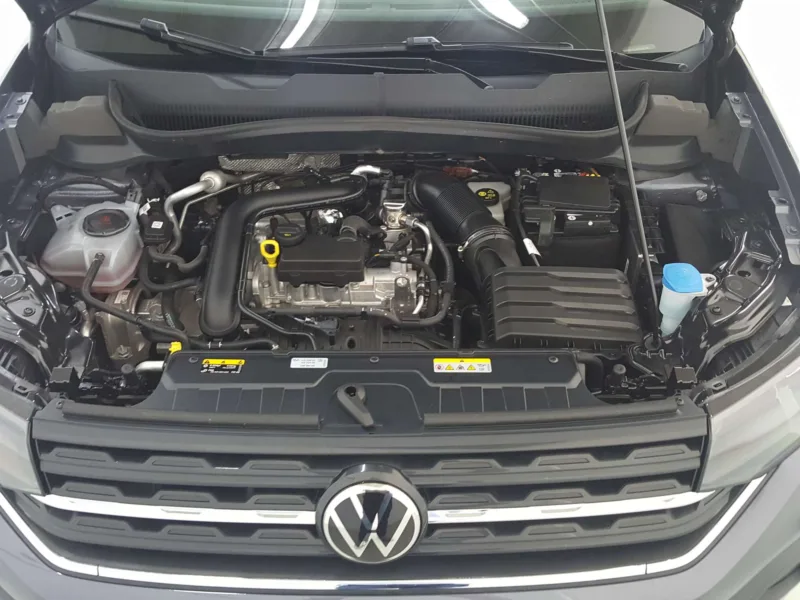 VOLKSWAGEN T-CROSS Gasolina 2022 de segunda mano