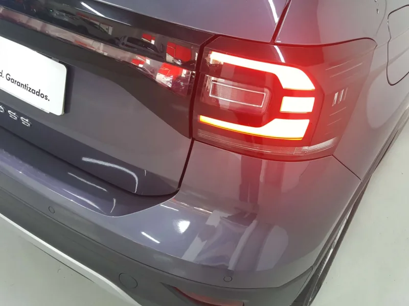 VOLKSWAGEN T-CROSS Gasolina 2022 de segunda mano