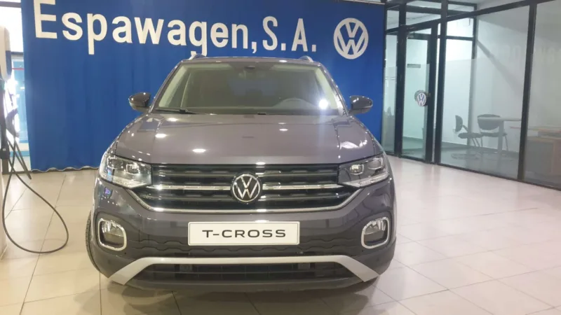 VOLKSWAGEN T-CROSS Gasolina 2023 de segunda mano