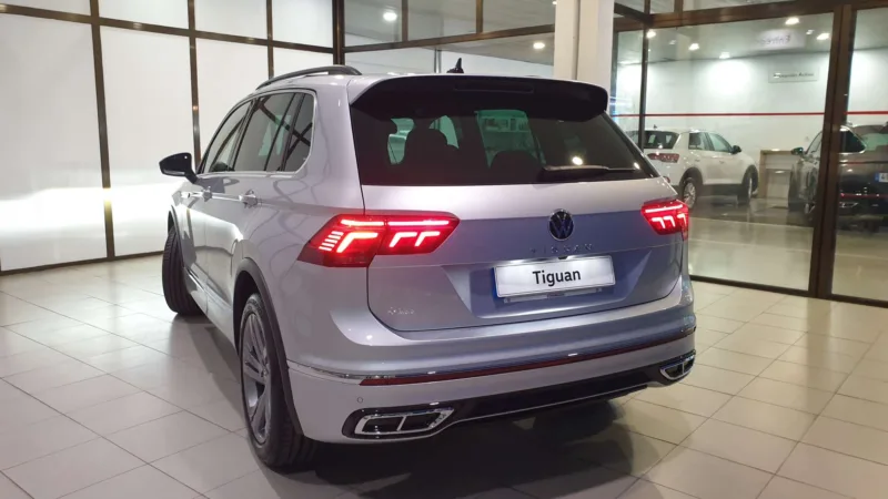 VOLKSWAGEN TIGUAN Diesel 2023 de segunda mano