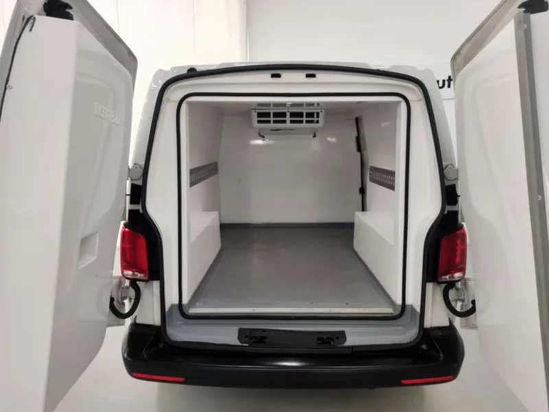 VOLKSWAGEN TRANSPORTER Diesel 2021 de segunda mano