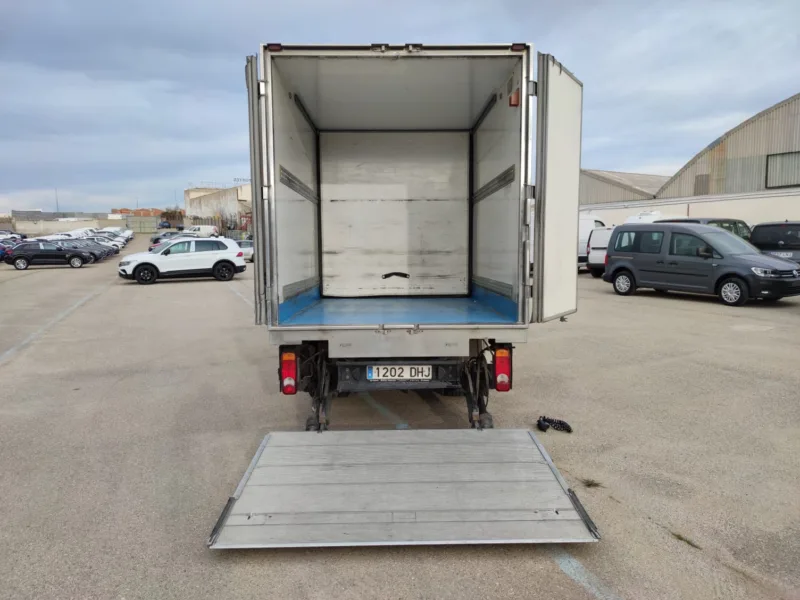 NISSAN Cabstar Diesel 2005 de segunda mano