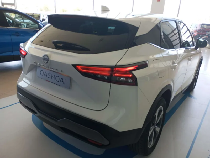 NISSAN QASHQAI Hibrido 2023 de segunda mano