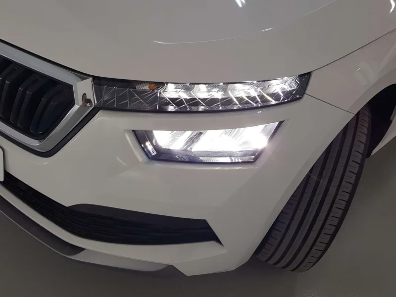 SKODA KAMIQ Gasolina 2022 de segunda mano