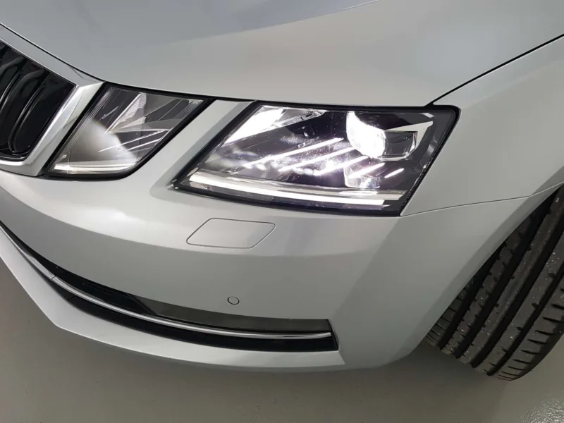 SKODA OCTAVIA Diesel 2020 de segunda mano