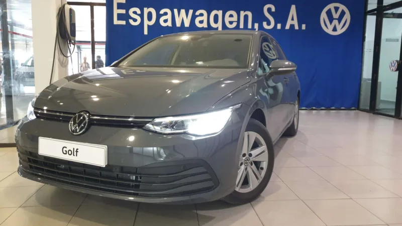 VOLKSWAGEN GOLF Diesel 2023 de segunda mano