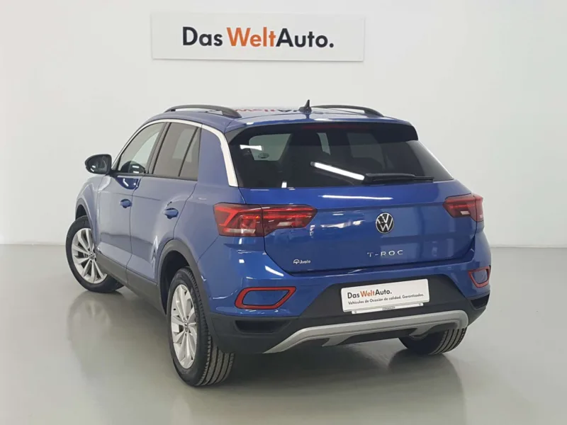 VOLKSWAGEN T-ROC Gasolina 2022 de segunda mano