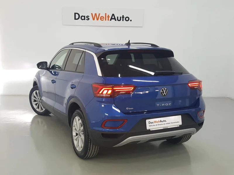 VOLKSWAGEN T-ROC Gasolina 2022 de segunda mano