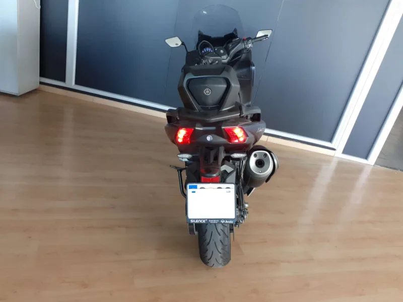 YAMAHA TMAX 530 DX Gasolina 2020 de segunda mano