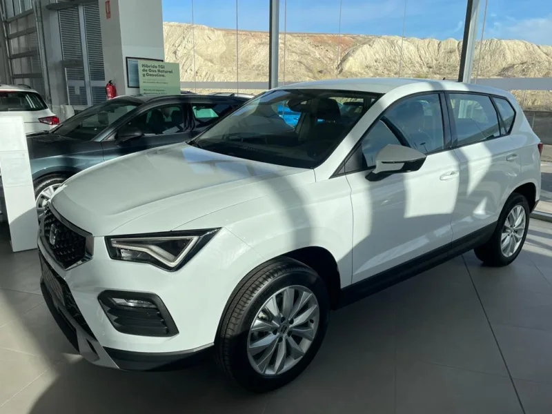 SEAT ATECA Gasolina 2022 de segunda mano