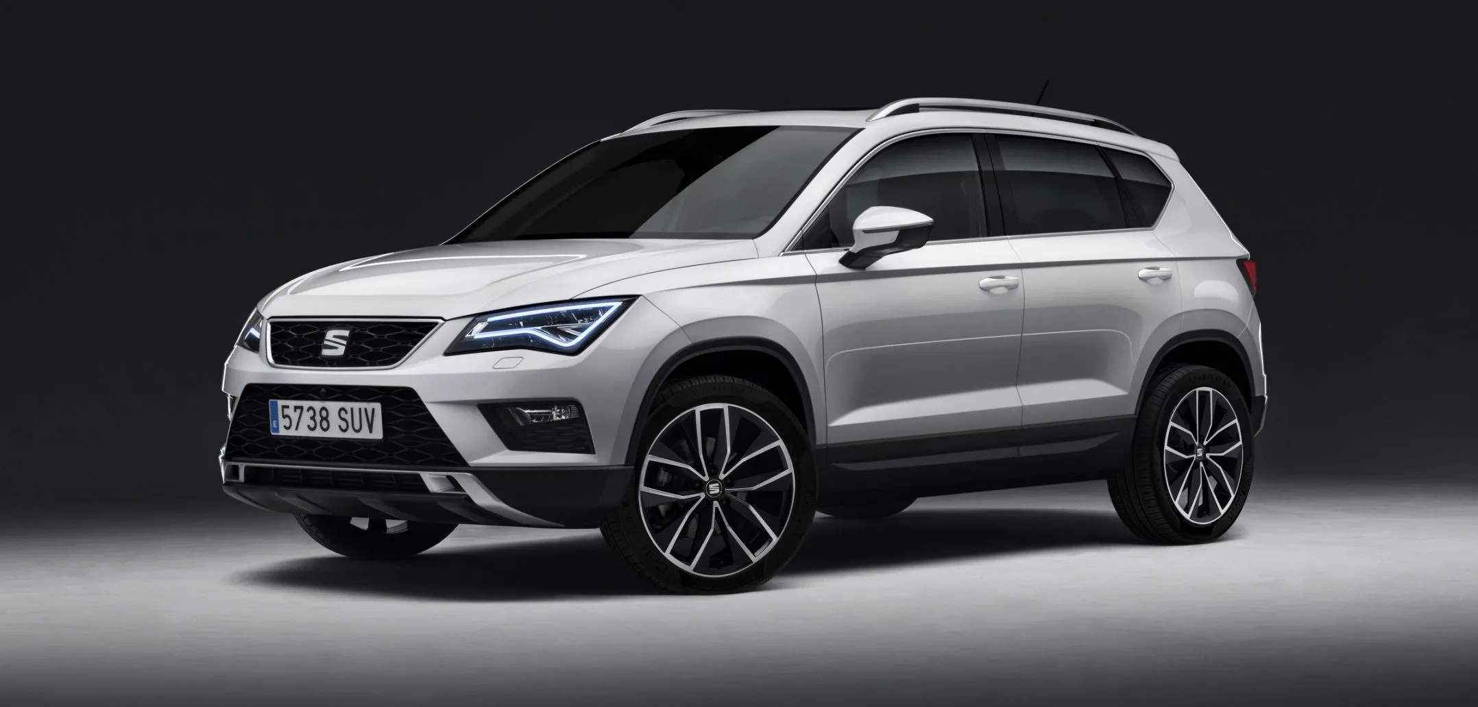 Explorando la Carretera de la Satisfacción: La Experiencia de Cliente con el SEAT Ateca