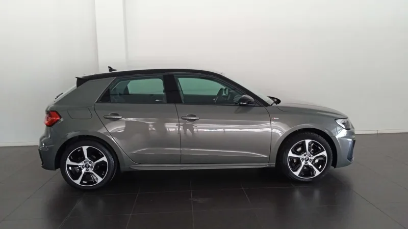 AUDI A1 SPORTBACK Gasolina 2023 de segunda mano