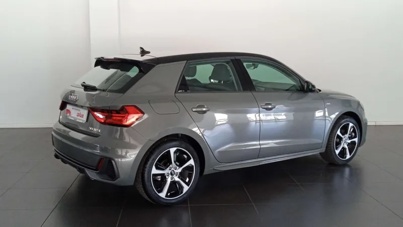 AUDI A1 SPORTBACK Gasolina 2023 de segunda mano