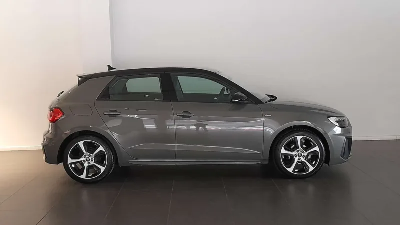 AUDI A1 SPORTBACK Gasolina 2023 de segunda mano