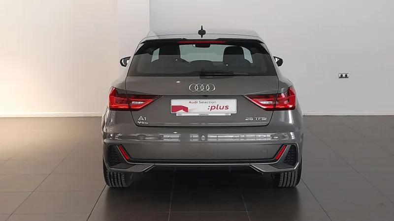 AUDI A1 SPORTBACK Gasolina 2023 de segunda mano