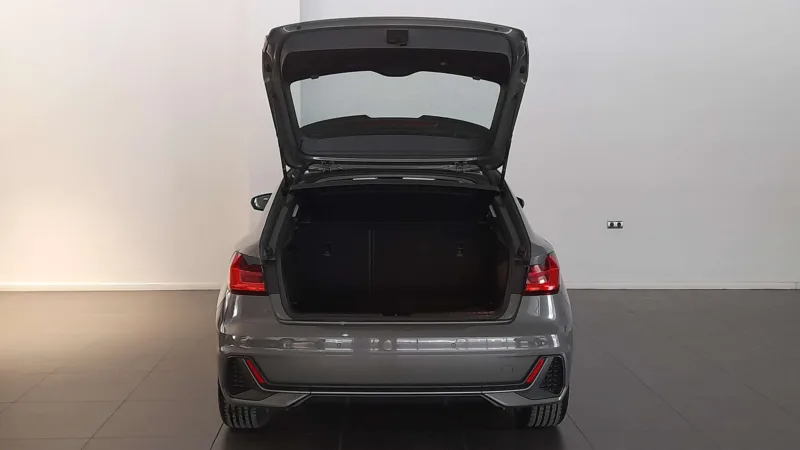 AUDI A1 SPORTBACK Gasolina 2023 de segunda mano