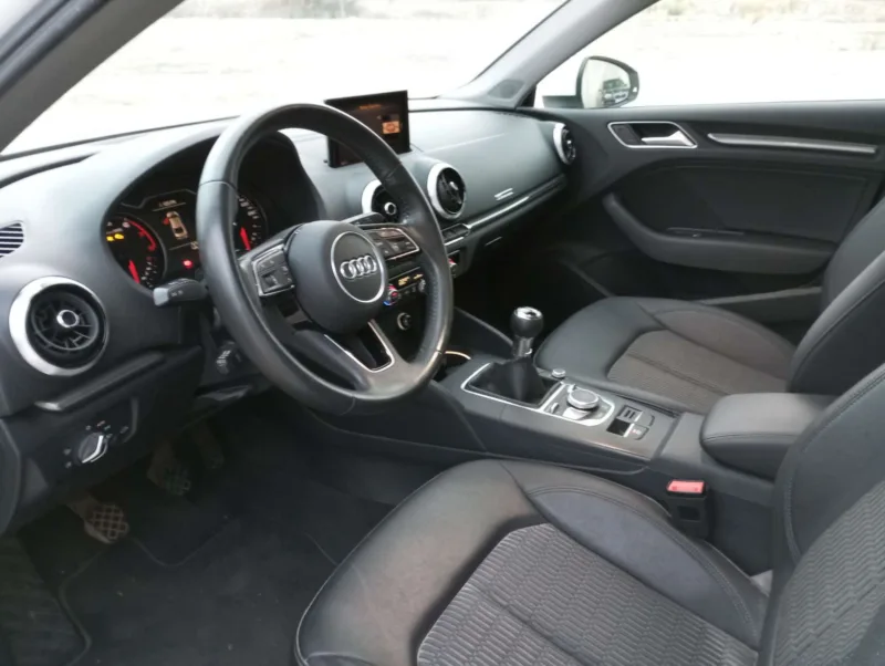 AUDI A3 SEDAN Gasolina 2019 de segunda mano