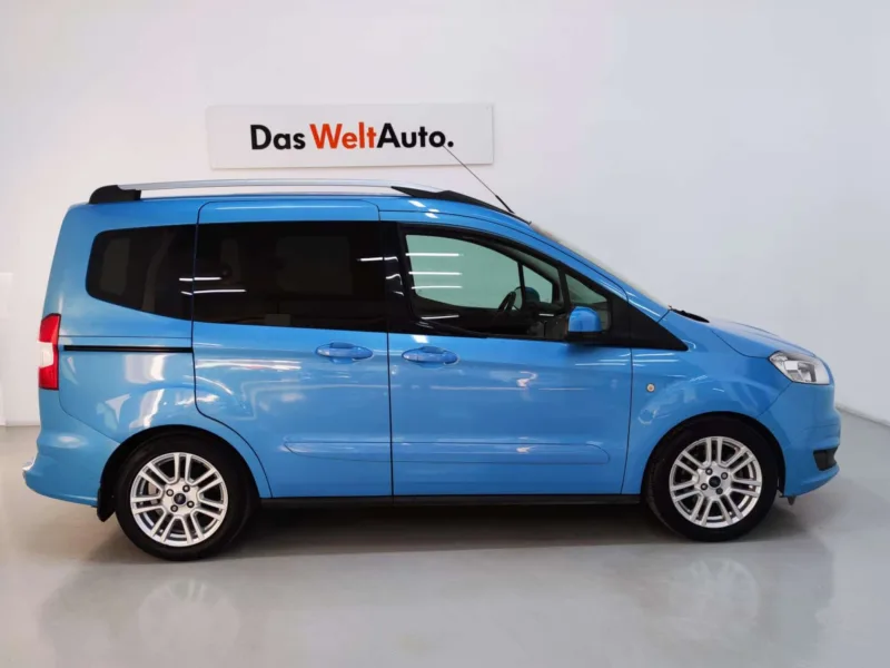 FORD Tourneo Courrier Diesel 2016 de segunda mano