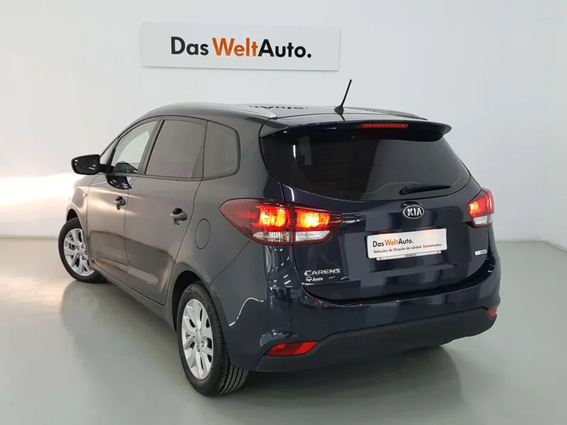 KIA CARENS Diesel 2017 de segunda mano