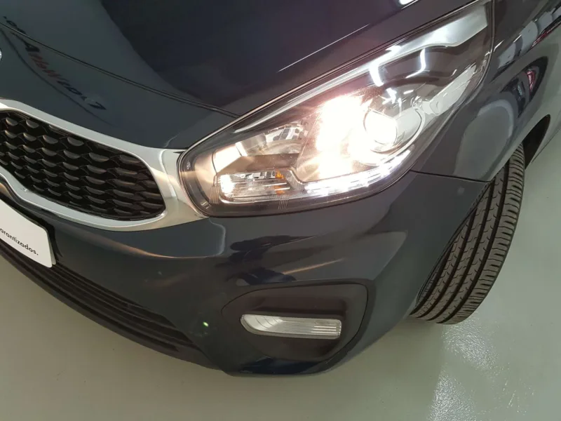 KIA CARENS Diesel 2017 de segunda mano