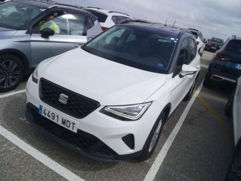 SEAT ARONA Gasolina 2023 de segunda mano