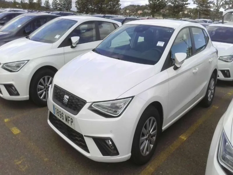 SEAT IBIZA Gasolina 2023 de segunda mano