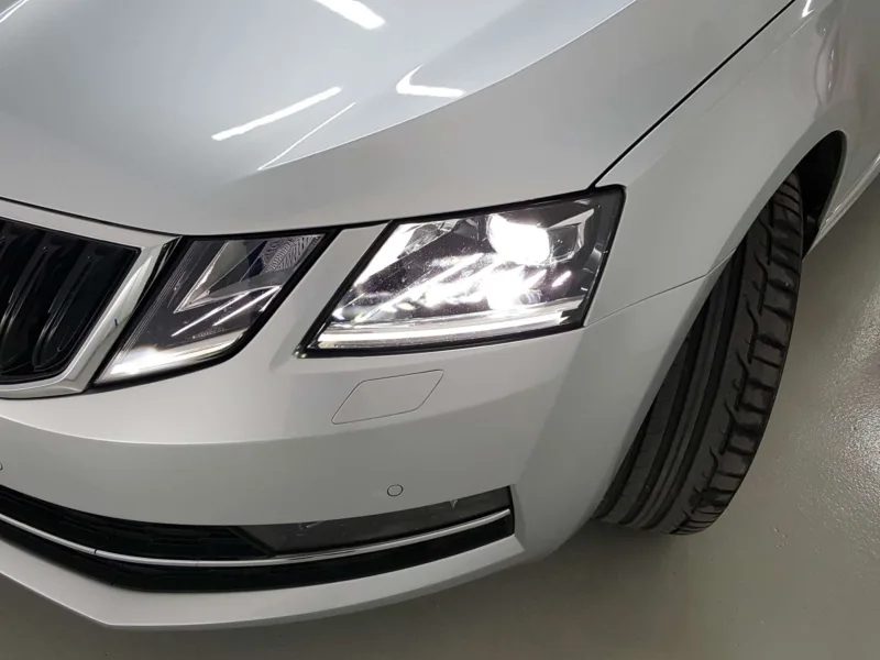 SKODA OCTAVIA COMBI Diesel 2020 de segunda mano